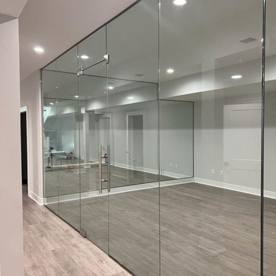 Lắp Đặt Kính Cường Lực Cho Công Ty Ở Bình Tân